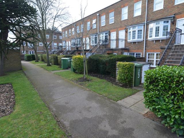 Apartment for rent in Crook Log, Welling