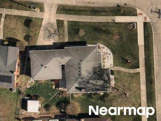 House for sale in Livonia