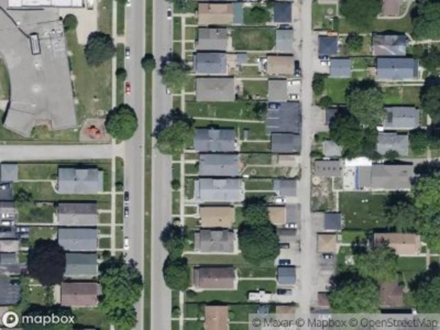 House for sale in Great Lakes, Illinois