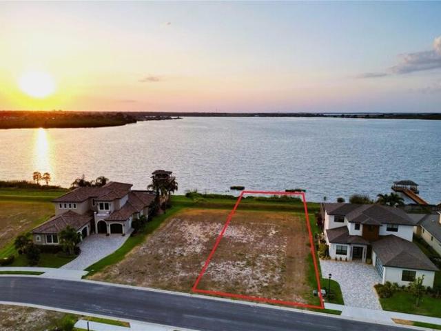 Land for sale in Auburndale Land for sale in Auburndale