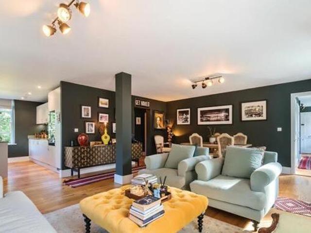 House for sale in Midhurst, Chichester