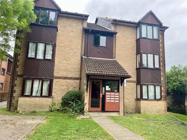 Studio for rent in London Borough of Croydon, Addiscombe