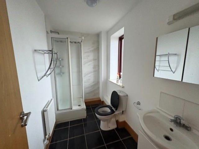 Apartment to rent in Lucan, North Tipperary