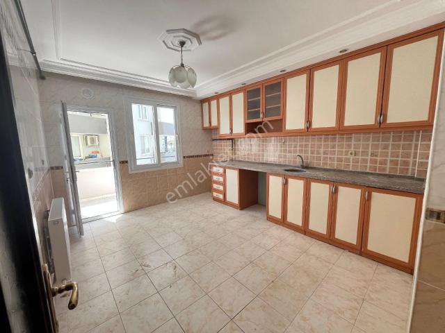 Huzurevleri Mahallesi, Çukurova içerisinde kiralık mülk