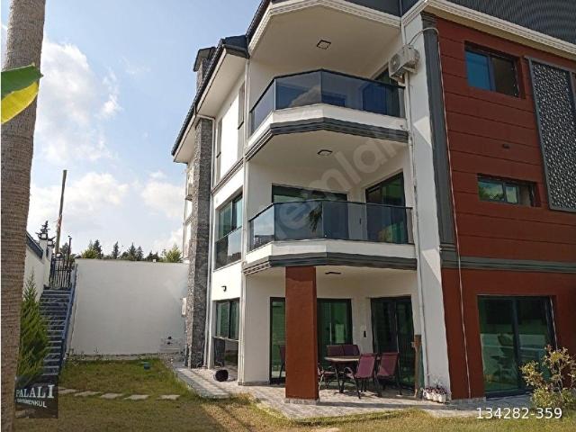 Sariçam, Adana içerisinde satılık Villa
