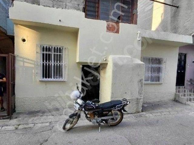 Dervişler Mahallesi, Yüreğir içerisinde satılık Villa