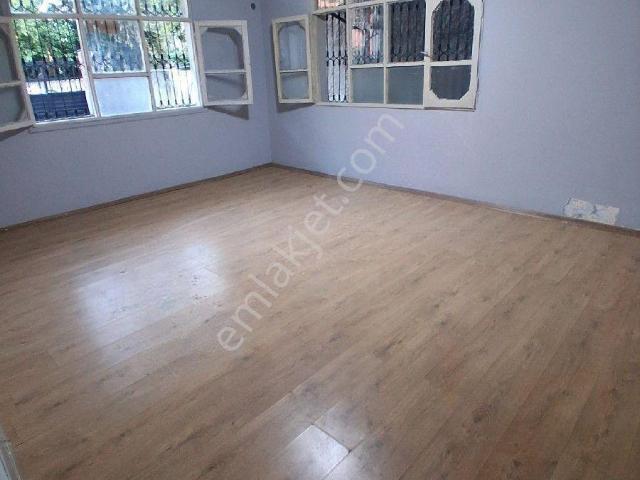 Özgür Mahallesi, Yüreğir içerisinde kiralık Villa