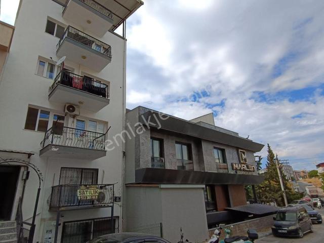 Buca, İzmir içerisinde kiralık mülk