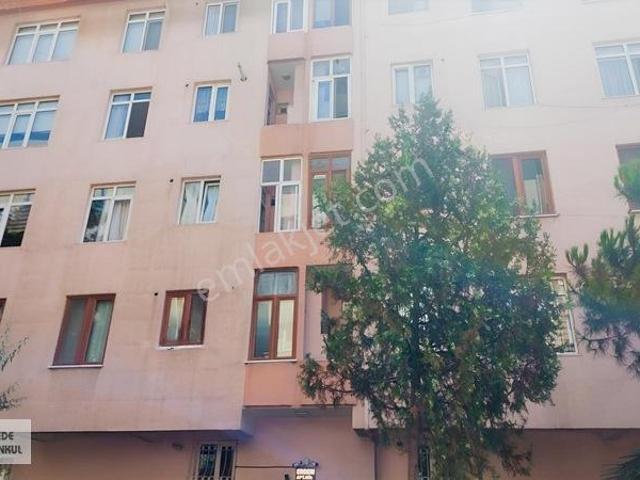Süreyyaplajı, Maltepe içerisinde kiralık mülk