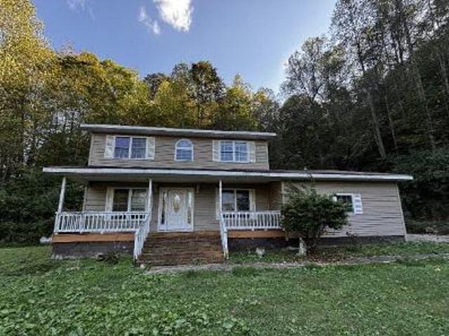 House for sale in Manchester, Kentucky