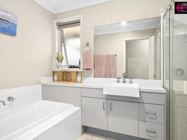 House for sale in Brisbane Grove, New South Wales