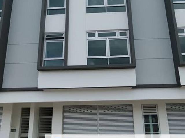 Shop for rent in Tebrau, Johor