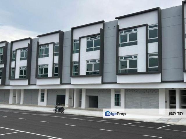 Shop for rent in Tebrau, Johor