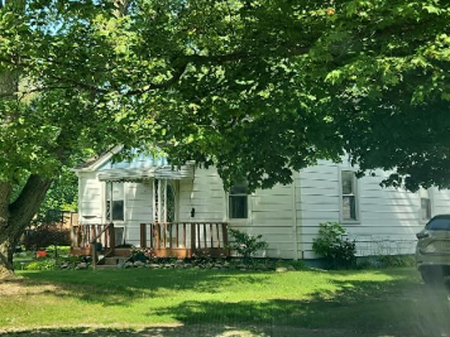 House for sale in Waterford, Michigan