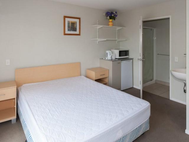 House for rent in Addington, Canterbury