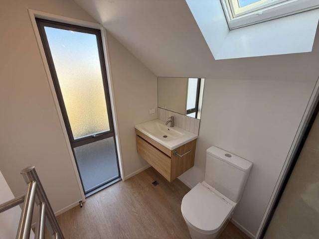 Apartment for rent in Addington, Canterbury