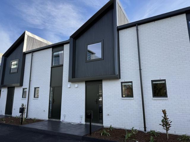 House for rent in Addington, Canterbury