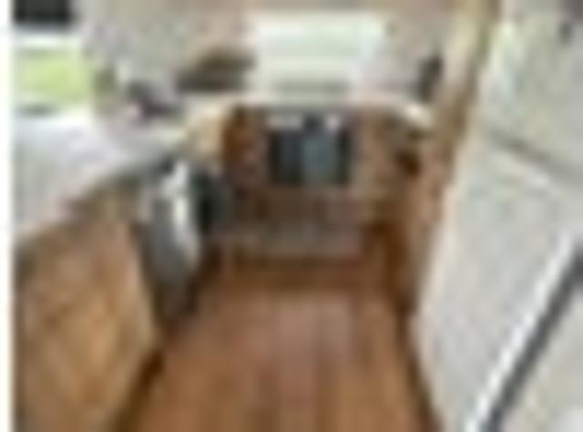Townhouse for rent in Heathcote, Canterbury