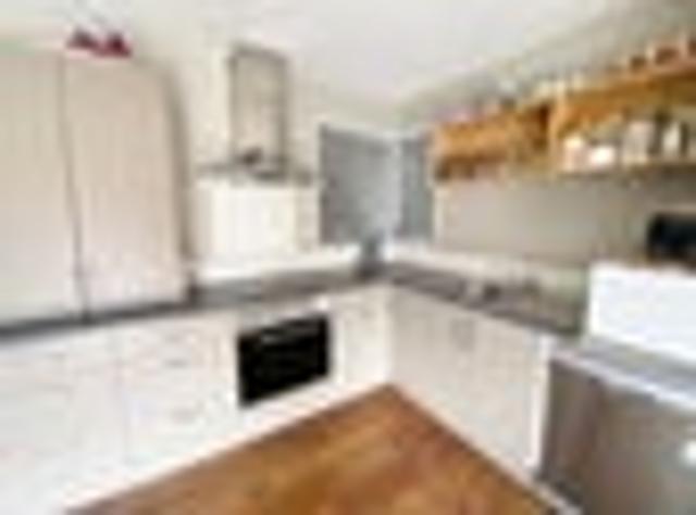Apartment for rent in Addington, Canterbury