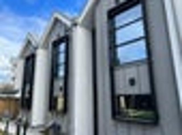 Townhouse for rent in Addington, Canterbury