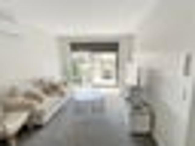 Apartment for rent in Addington, Canterbury