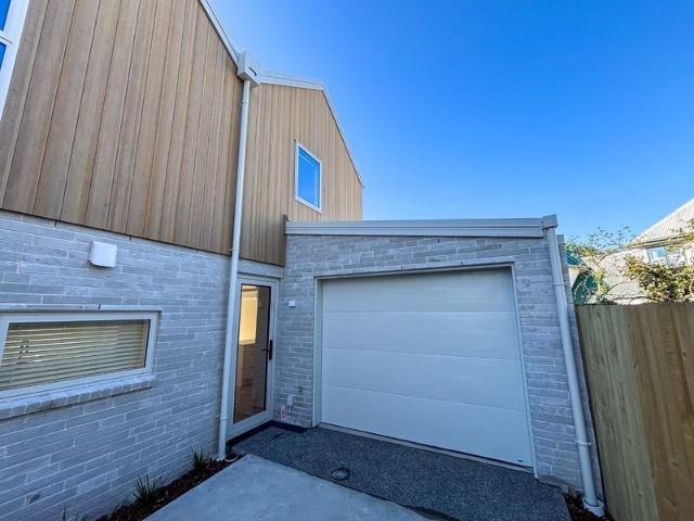 House for rent in Addington, Canterbury