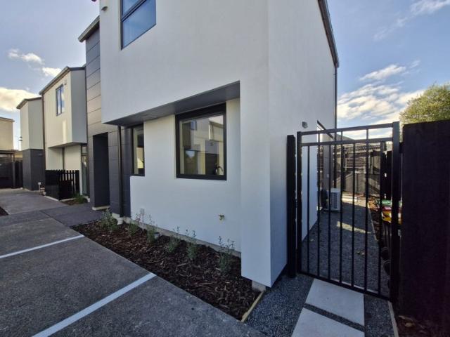 House for rent in Addington, Canterbury