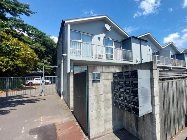 Apartment for rent in Addington, Canterbury