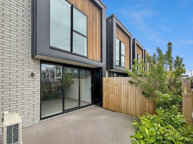 Apartment for rent in Addington, Canterbury