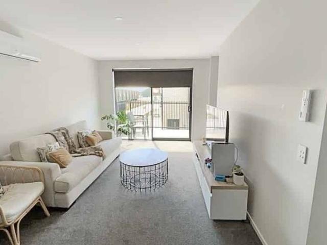 Apartment for rent in Addington, Canterbury