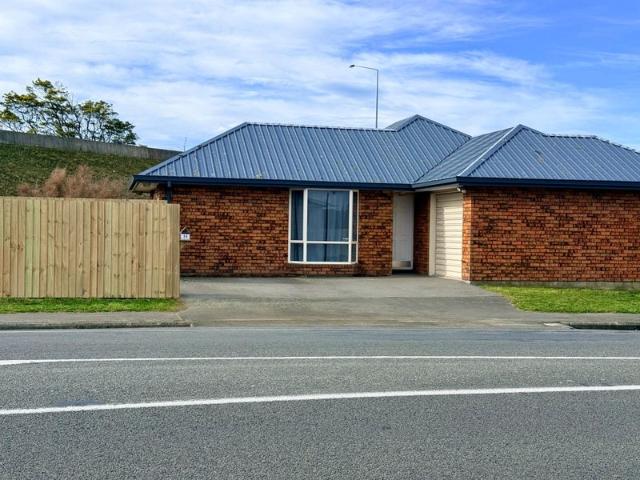 House for rent in Addington, Canterbury