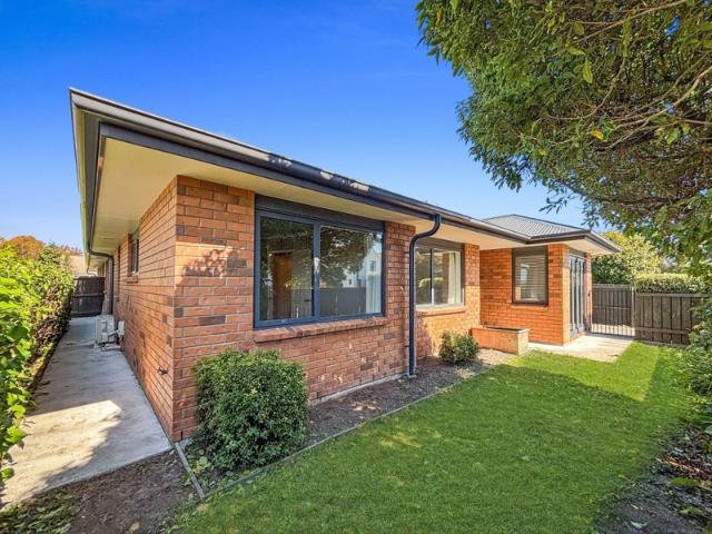 House for rent in Heathcote, Canterbury