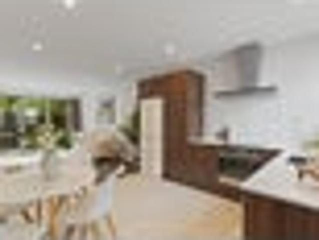 Townhouse for rent in Addington, Canterbury