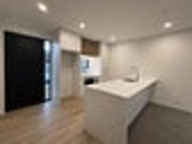 Townhouse for rent in Heathcote, Canterbury