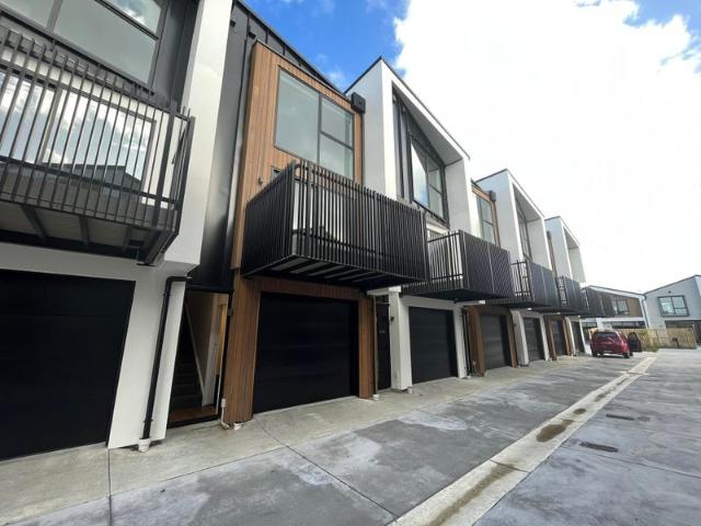 Apartment for rent in Addington, Canterbury