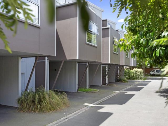 House for rent in Addington, Canterbury