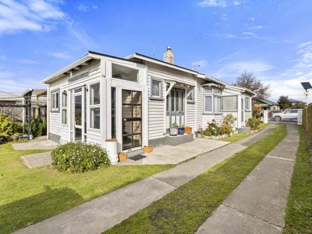 House for rent in Addington, Canterbury