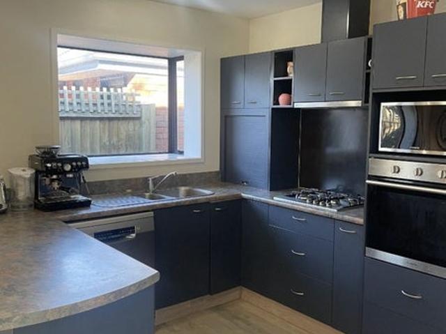 House for rent in Addington, Canterbury