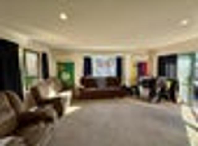 House for rent in Addington, Canterbury