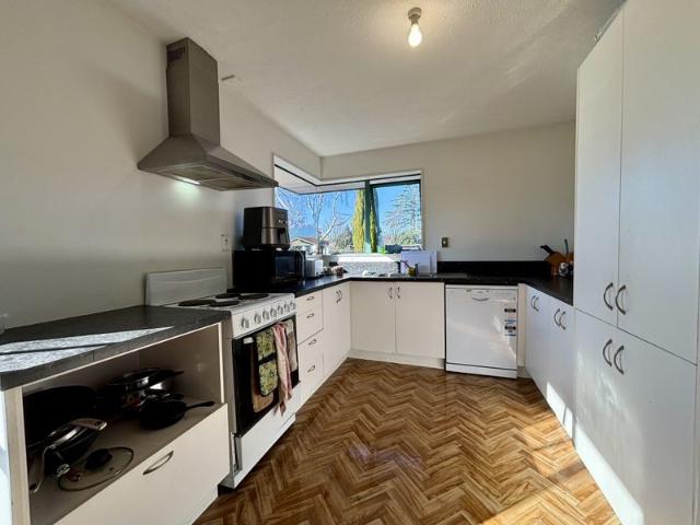 House for rent in Addington, Canterbury