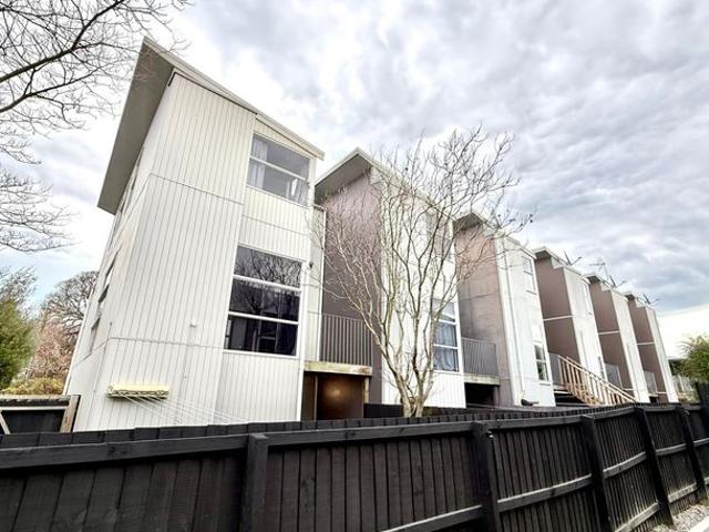 House for rent in Addington, Canterbury