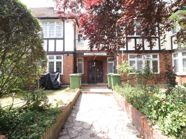 Apartment for rent in London Borough of Lewisham, Lower Sydenham