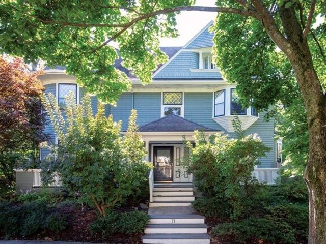 House for sale in Aspinwall Hill, Brookline