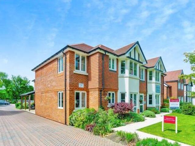 House for sale in Surrey, England