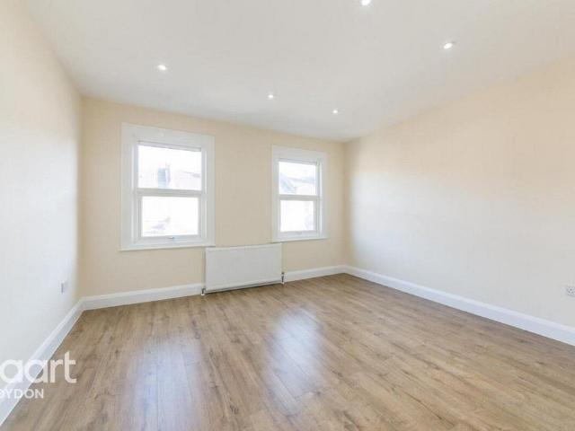 House for rent in London Borough of Croydon, Addiscombe