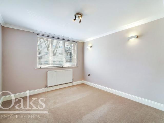 Apartment for rent in London Borough of Croydon, Addiscombe