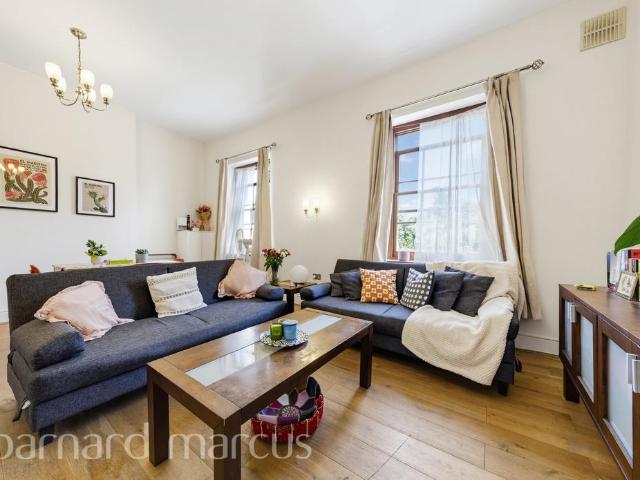 Apartment for rent in London Borough of Croydon, Addiscombe