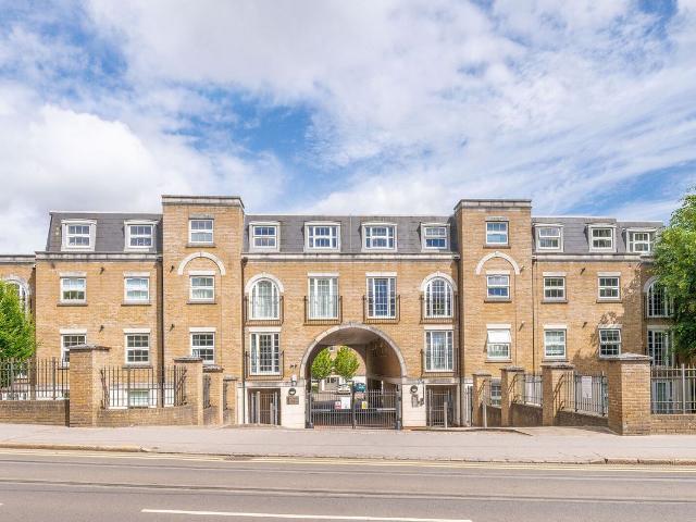 Apartment for rent in London Borough of Croydon, Addiscombe