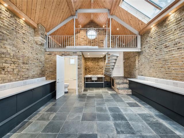 House for rent in Kensington, Greater London
