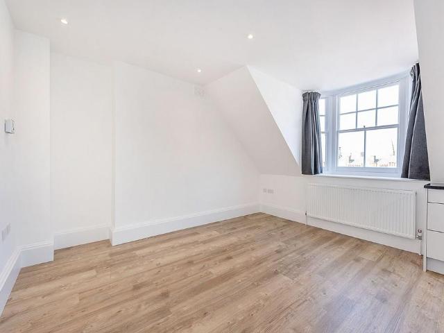 House for rent in Brook Green, Greater London